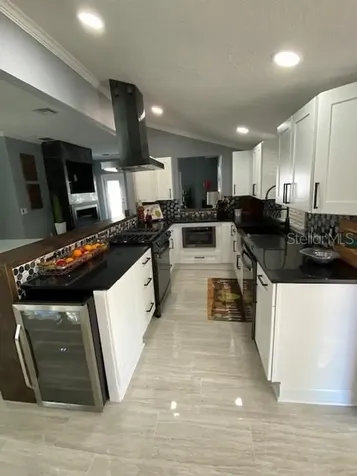 161 S Rhodes Street Mount Dora FL 32757
