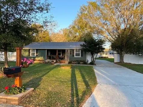 161 S Rhodes Street Mount Dora FL 32757