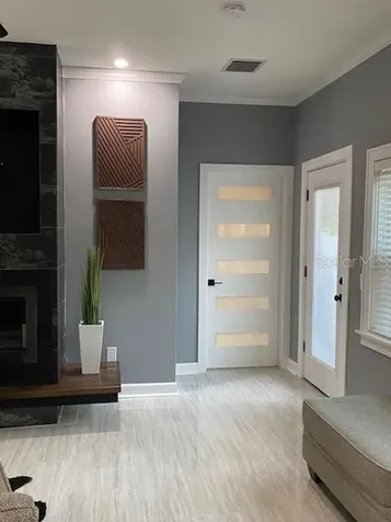 161 S Rhodes Street Mount Dora FL 32757
