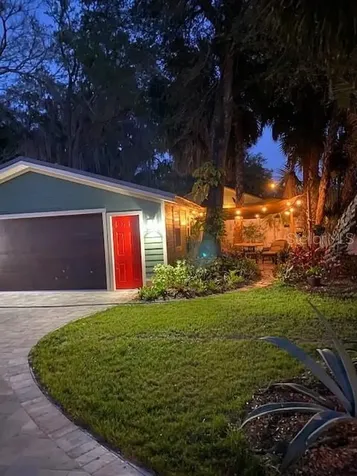 161 S Rhodes Street Mount Dora FL 32757
