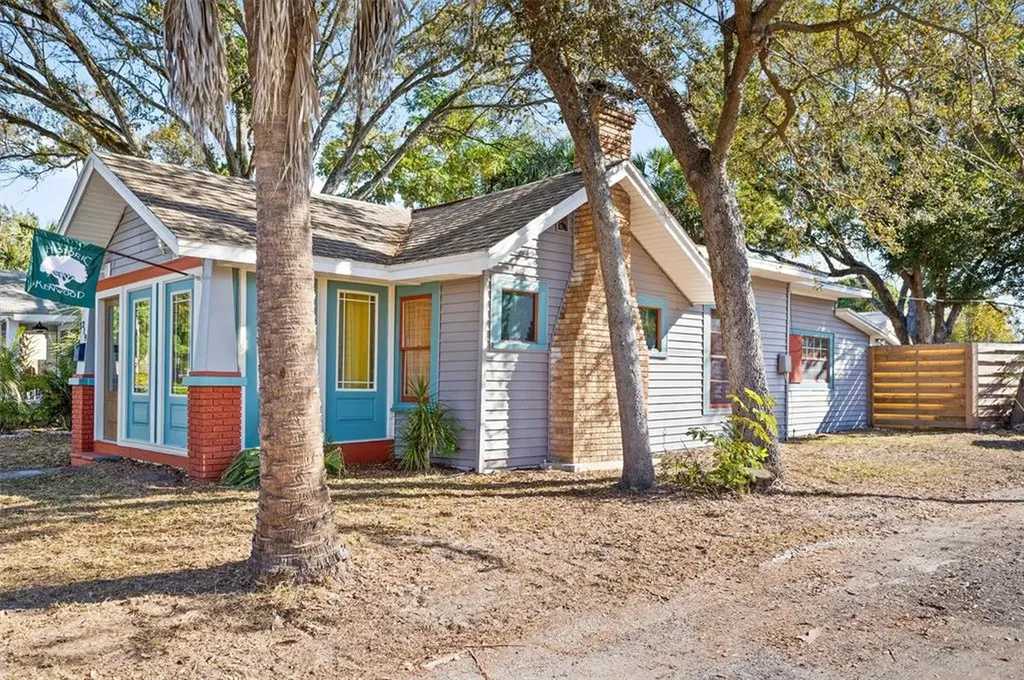 319 23rd Street N St Petersburg FL 33713