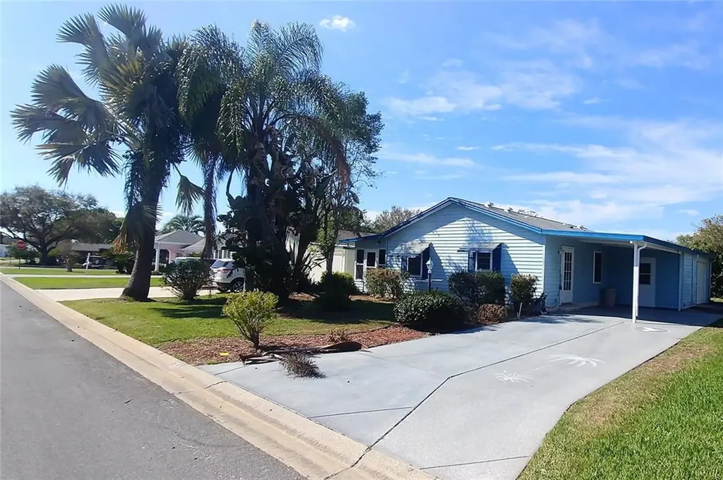 761 Cortez Avenue Lady Lake FL 32159