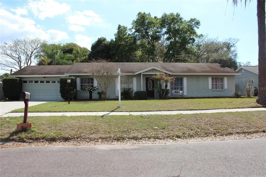256 Van Gogh Circle Brandon FL 33511