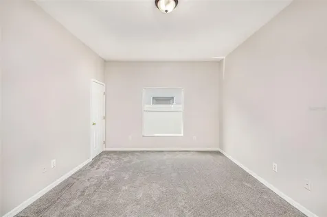 7605 Dragon Fly Loop Gibsonton FL 33534