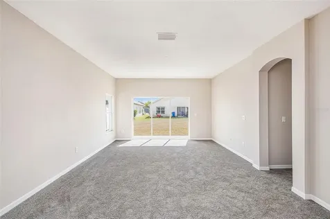 7605 Dragon Fly Loop Gibsonton FL 33534