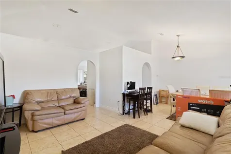 312 Colony Court Kissimmee FL 34758