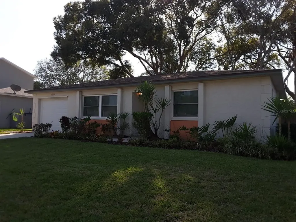 11228 Longhill Drive N Pinellas Park FL 33782