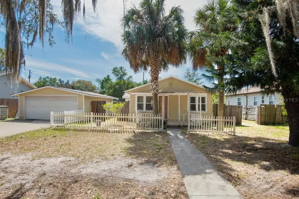 1616 Pennsylvania Avenue Palm Harbor FL 34683
