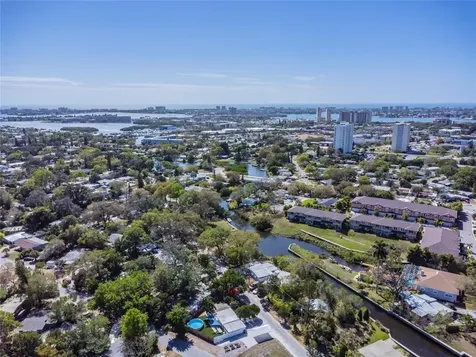 844 Brookwood Drive S St Petersburg FL 33707
