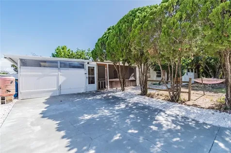 844 Brookwood Drive S St Petersburg FL 33707