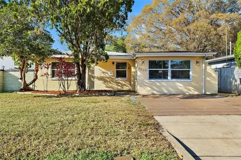 3539 13th Avenue N St Petersburg FL 33713