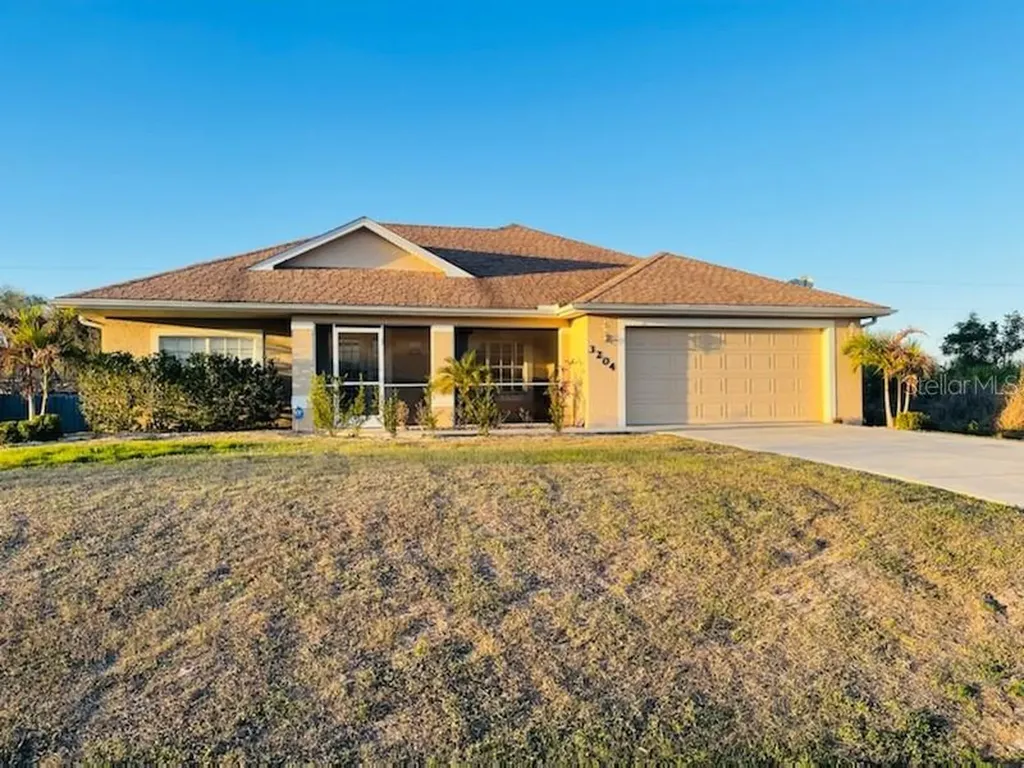 3204 7th Street SW Lehigh Acres FL 33976