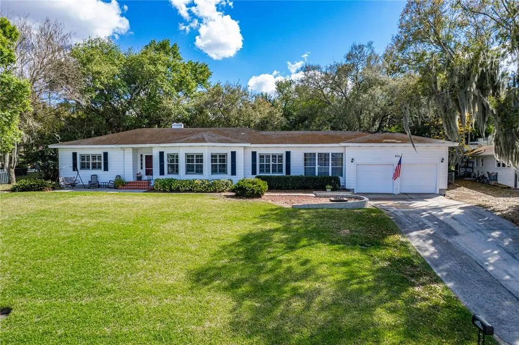 824 S Lakeshore Boulevard Lake Wales FL 33853