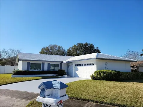6320 Woodland Boulevard N Pinellas Park FL 33781