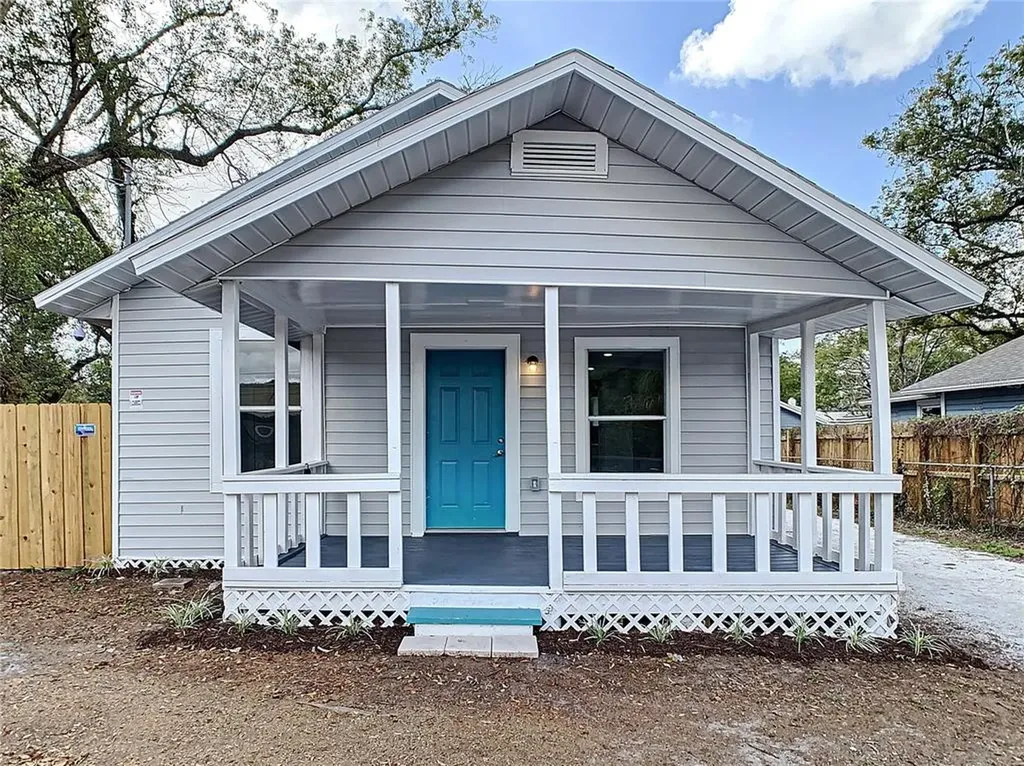 1507 E Cayuga Street Tampa FL 33610