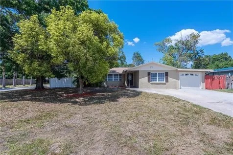 8699 Magnolia Drive Seminole FL 33777
