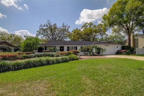 727 Grand Circle Temple Terrace FL 33617