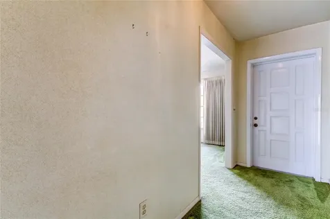 727 Grand Circle Temple Terrace FL 33617