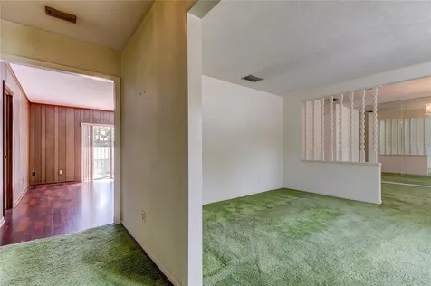 727 Grand Circle Temple Terrace FL 33617