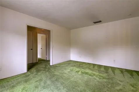 727 Grand Circle Temple Terrace FL 33617
