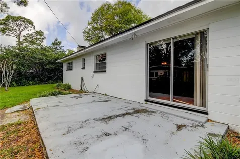 727 Grand Circle Temple Terrace FL 33617