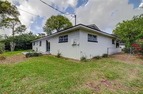 727 Grand Circle Temple Terrace FL 33617
