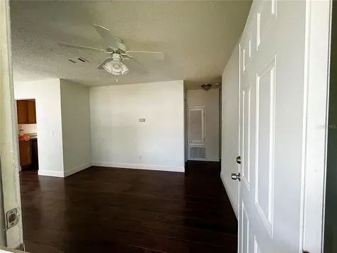 2621 Carver Avenue Orlando FL 32810