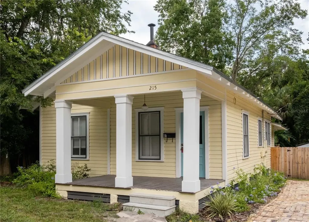 215 SE 9th Street Gainesville FL 32601