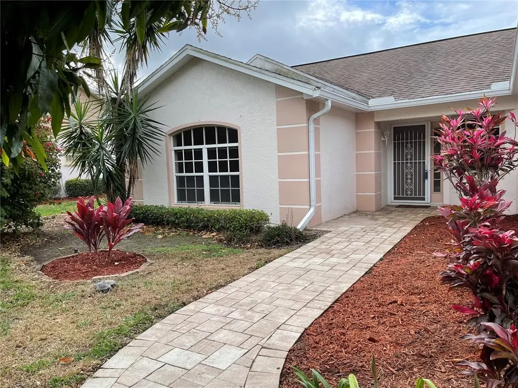 4763 Hamlets Grove Drive Sarasota FL 34235