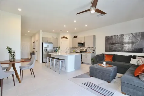 10543 Salt Grove Street Orlando FL 32824
