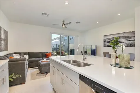 10543 Salt Grove Street Orlando FL 32824