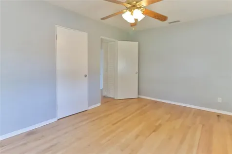 2219 35th Avenue N St Petersburg FL 33713