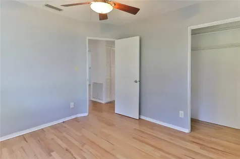 2219 35th Avenue N St Petersburg FL 33713