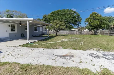 2219 35th Avenue N St Petersburg FL 33713