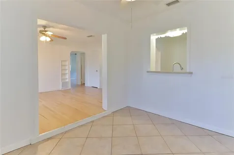 2219 35th Avenue N St Petersburg FL 33713