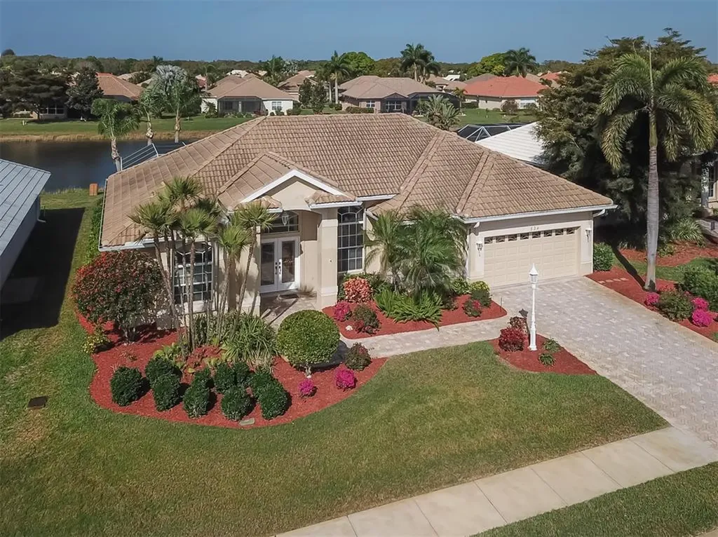 534 Lake Of The Woods Drive Venice FL 34293