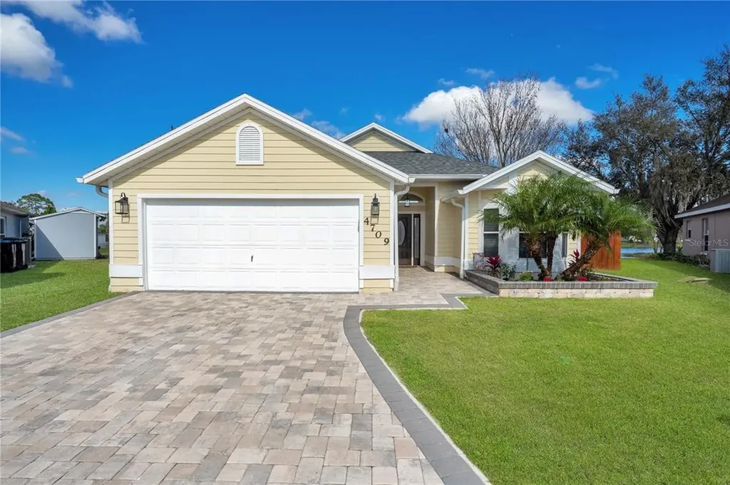 4709 Fort Bravo Court Orlando FL 32822