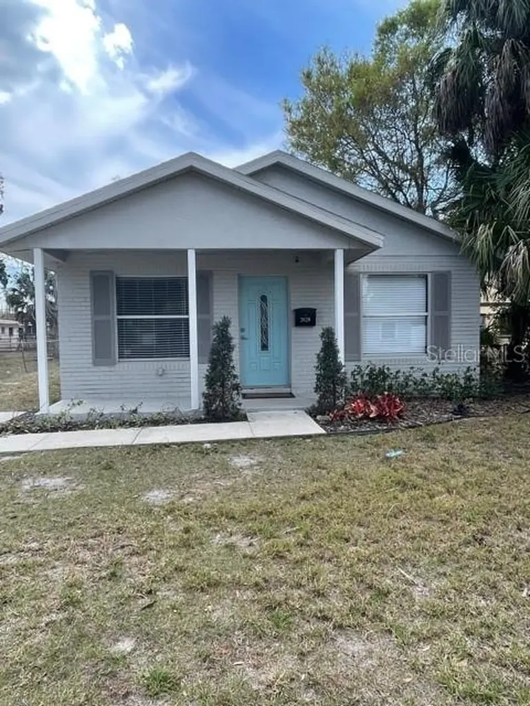 2620 13th Avenue S St Petersburg FL 33712
