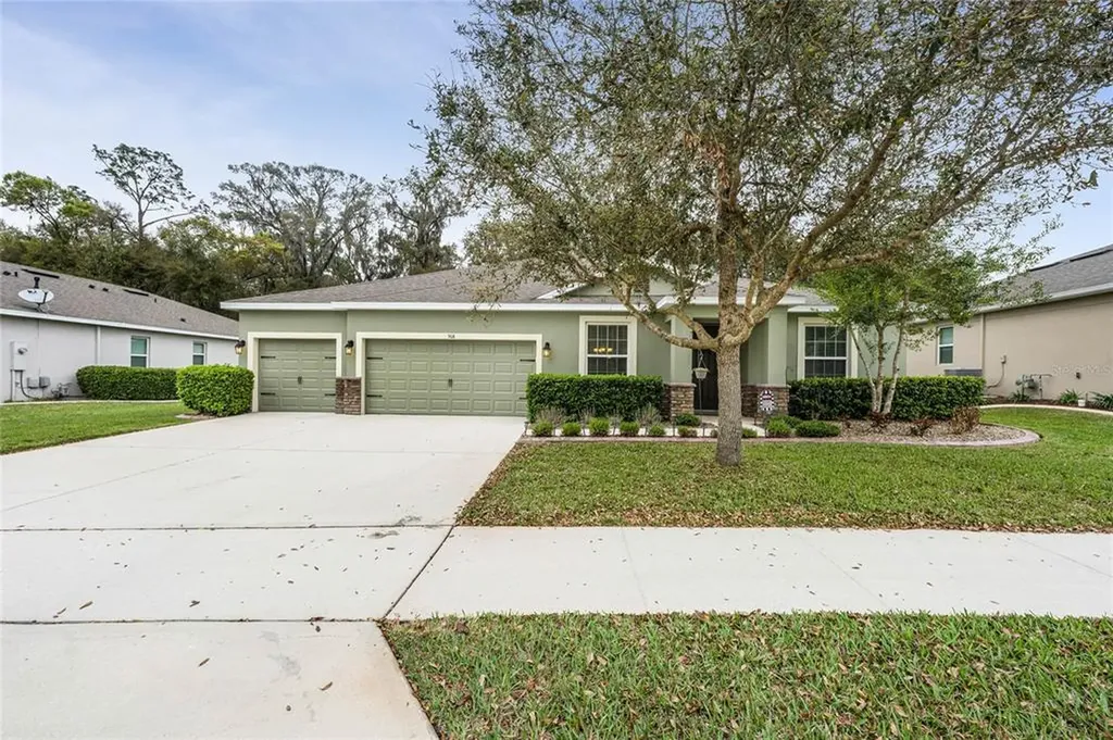 568 Morgan Wood Drive Deland FL 32724