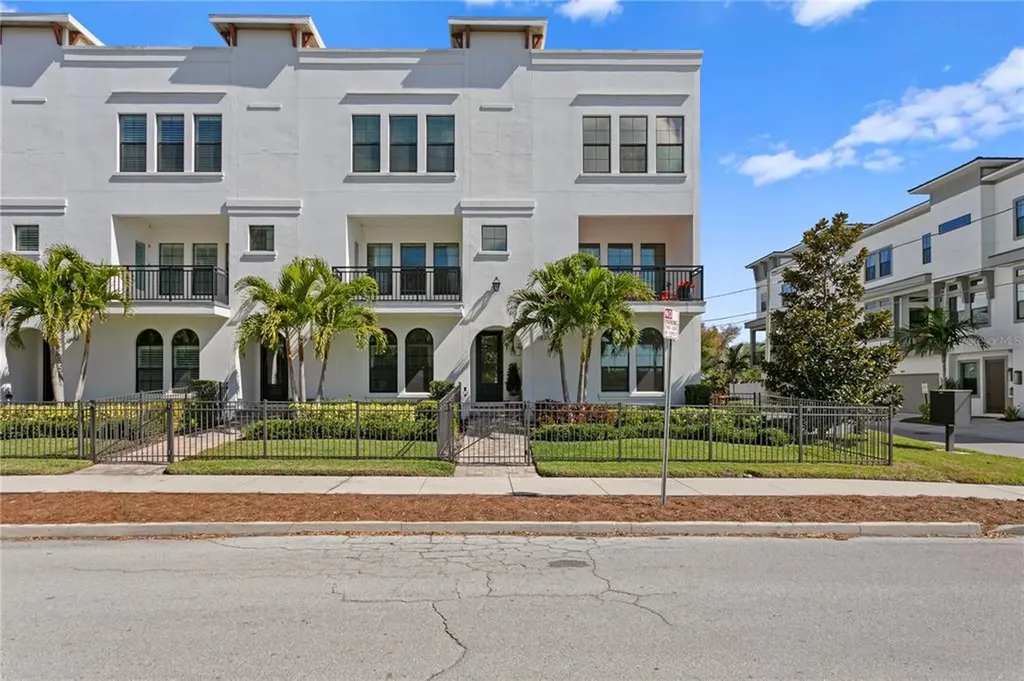 1835 5th Street N St Petersburg FL 33704