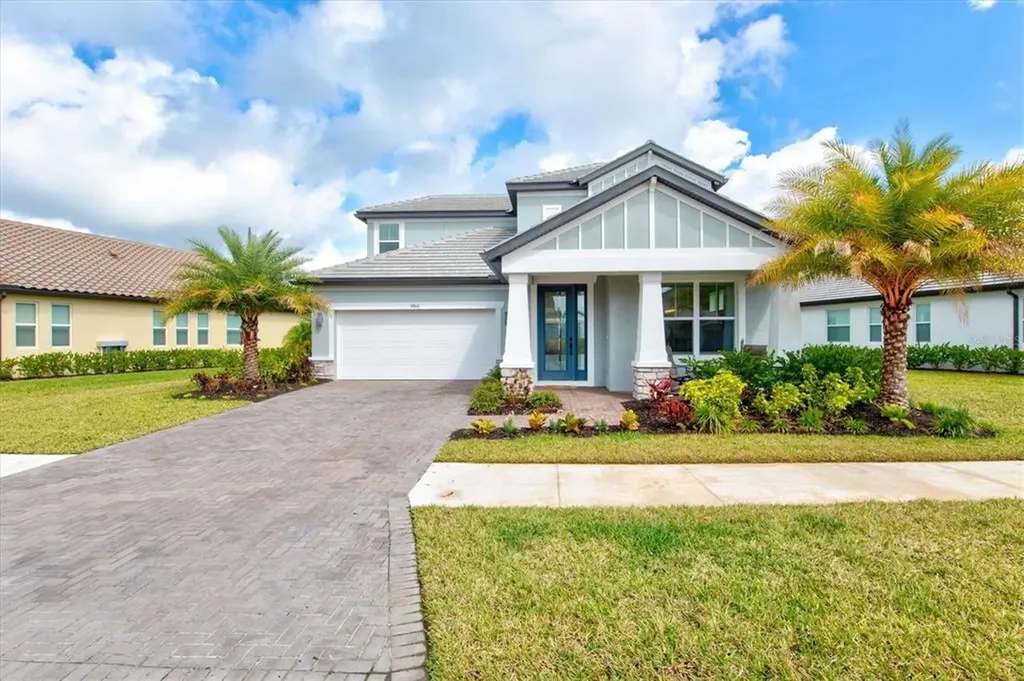 4860 Antrim Drive Sarasota FL 34240