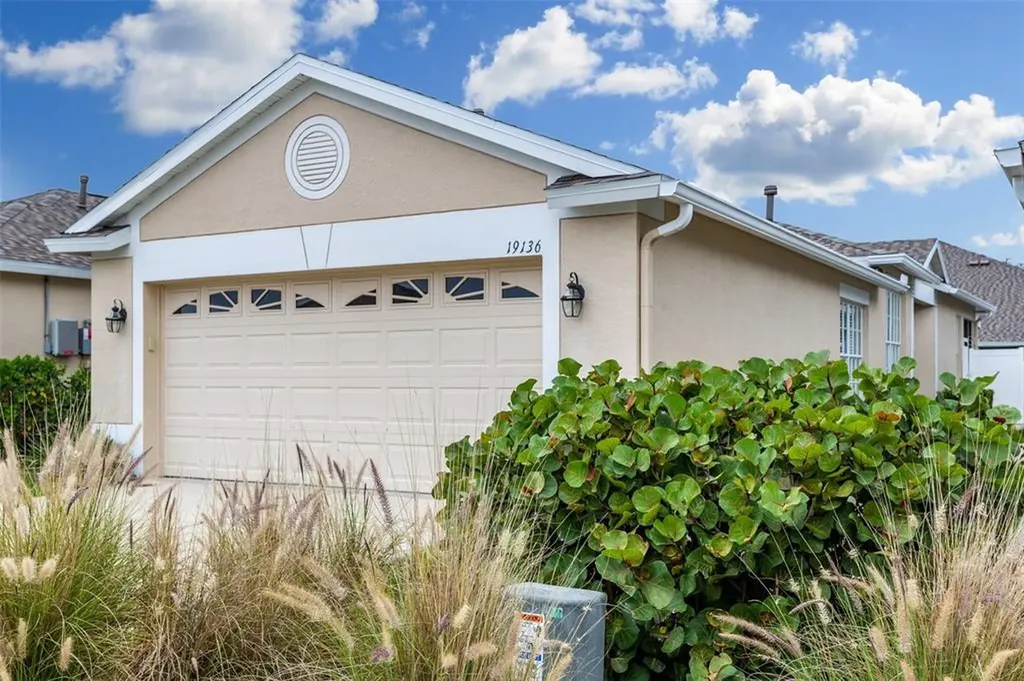 19136 Weymouth Drive Land O Lakes FL 34638