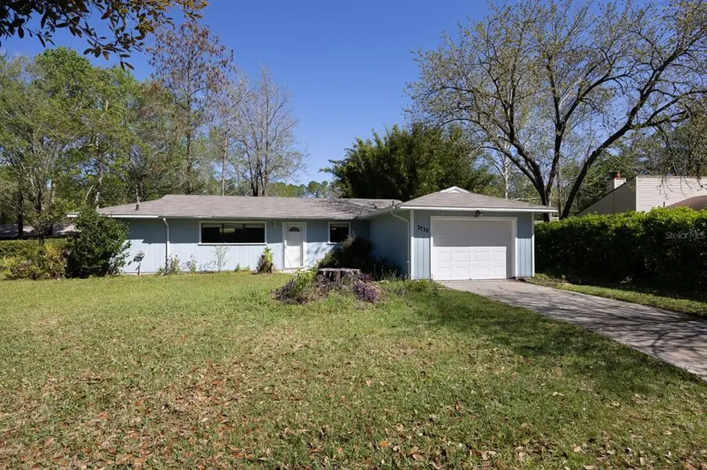 2738 NW 67th Place Gainesville FL 32653