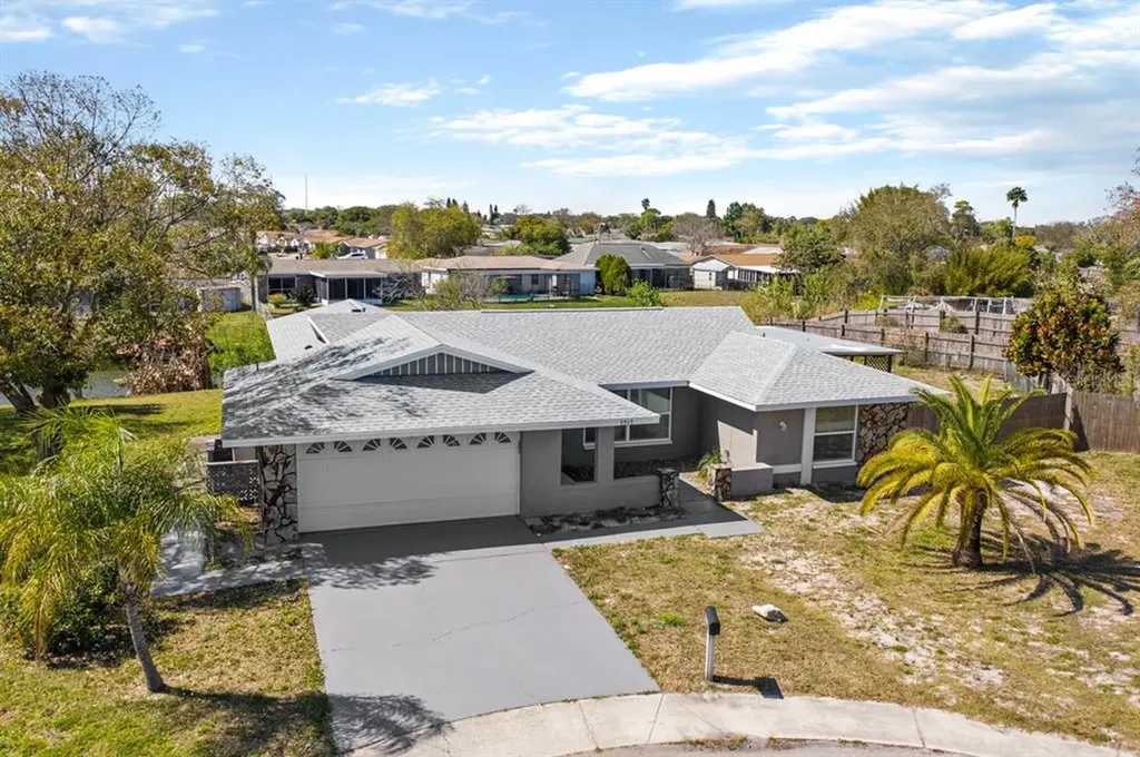 9903 Lake Chrise Lane Port Richey FL 34668