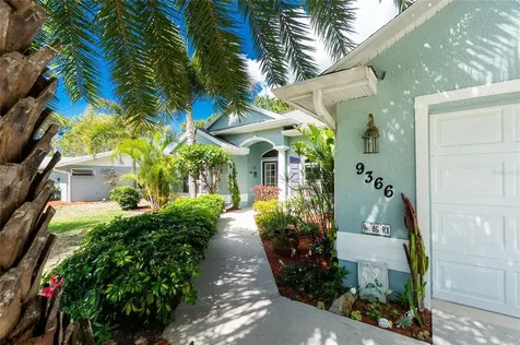 9366 Heartwellville Avenue Englewood FL 34224