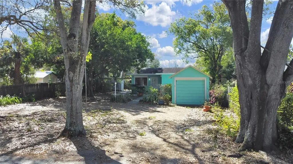 5210 Tangerine Avenue S Gulfport FL 33707