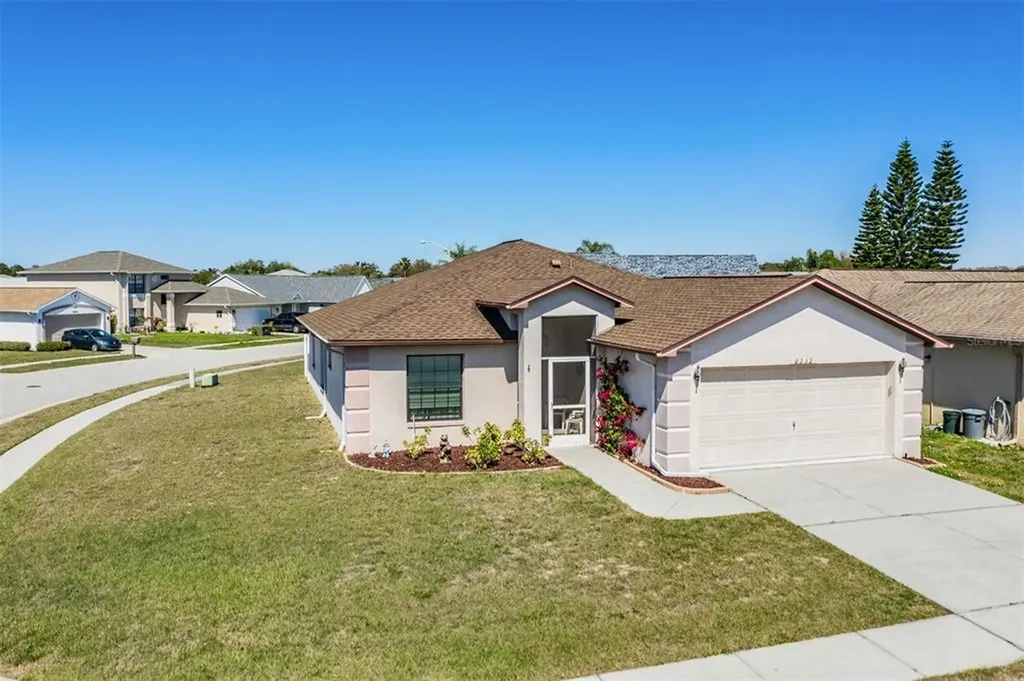 8233 National Drive Port Richey FL 34668