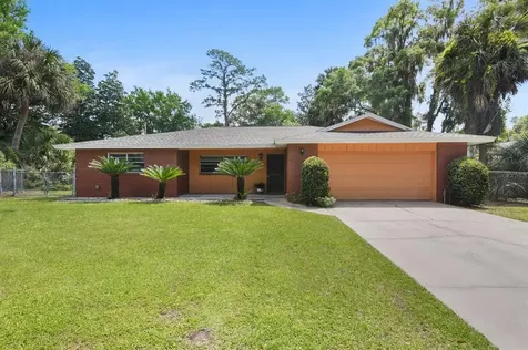 570 Honeysuckle Court Apopka FL 32712