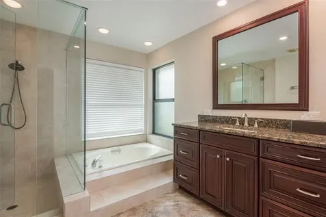 1811 Weatherstone Drive Safety Harbor FL 34695