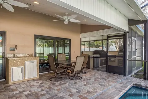 1811 Weatherstone Drive Safety Harbor FL 34695